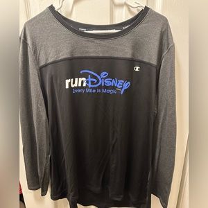 RunDisney long sleeve shirt / 2XL